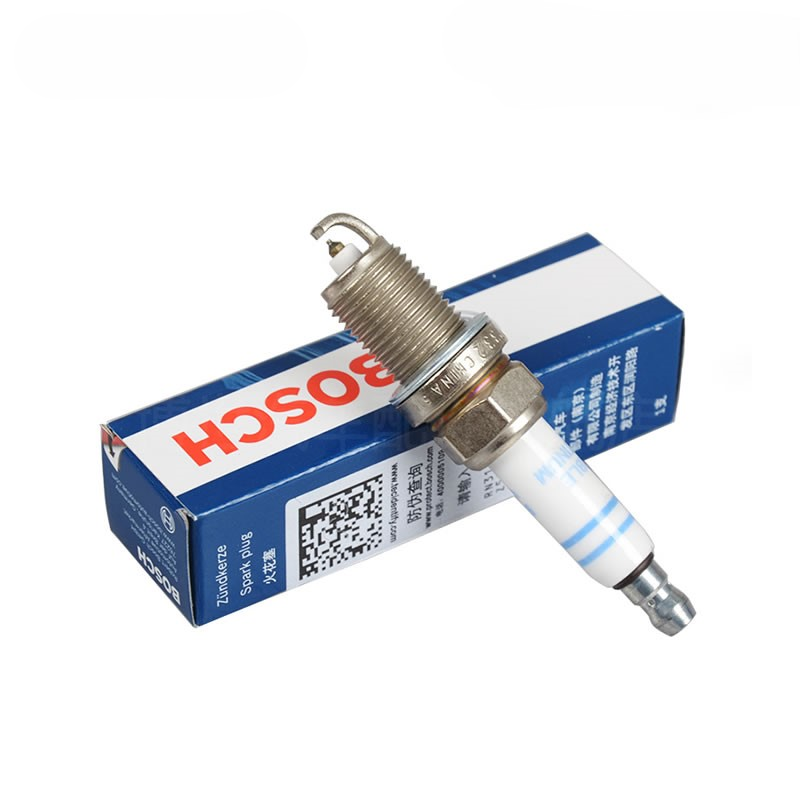 4 قطع شمعات إشعال بوش مزدوجة ا - مراجعة Bosch Spark Plug Platinum وسعره