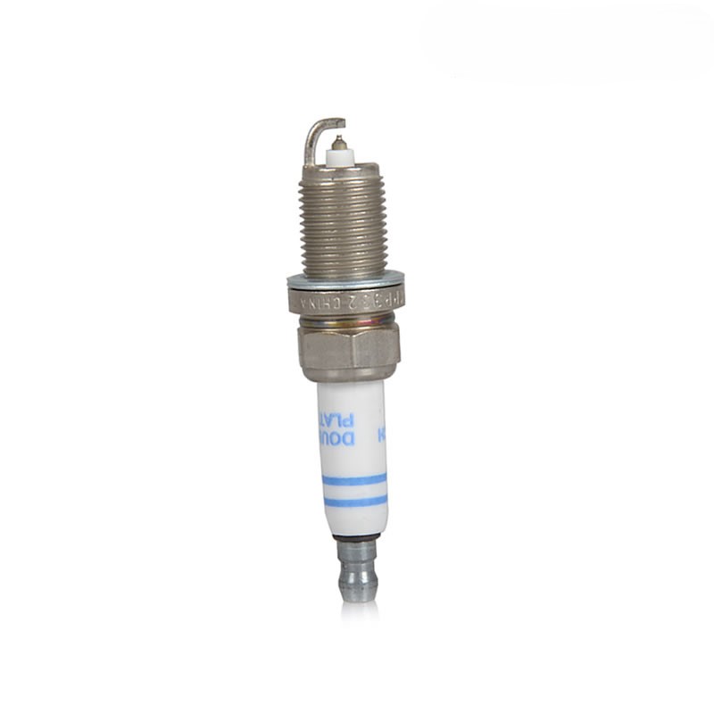 4 قطع شمعات إشعال بوش مزدوجة ا - مراجعة Bosch Spark Plug Platinum وسعره